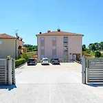 Stancija Amorozo 5 Poreč