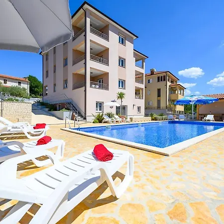 Stancija Amorozo 5 * Porec