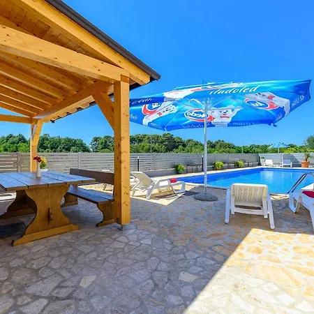 Stancija Amorozo 5 Daire