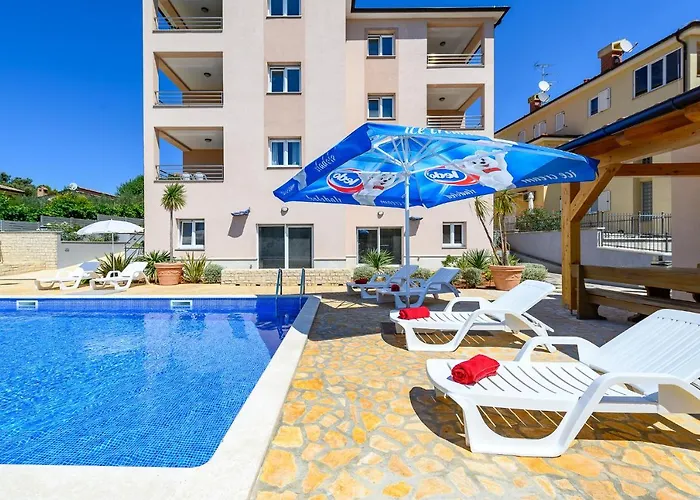 Stancija Amorozo 5 * Poreč