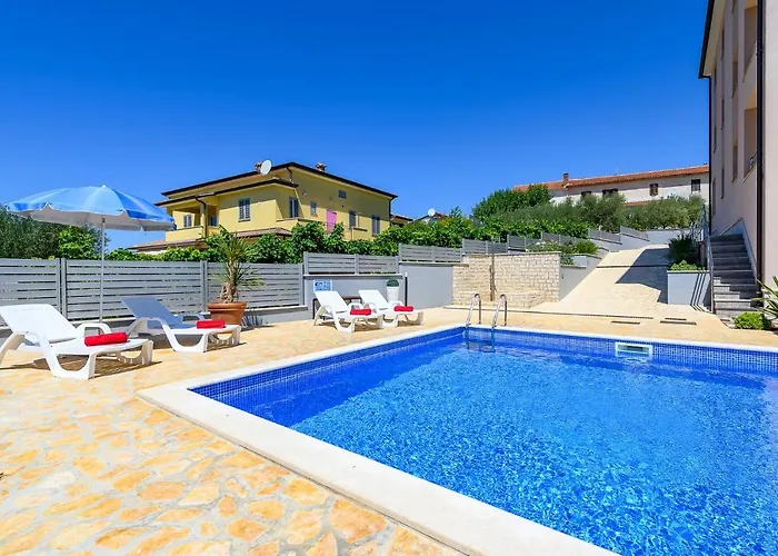 Stancija Amorozo 5 Poreč